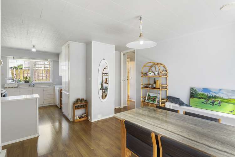 101 Oaktree Avenue Browns Bay_6