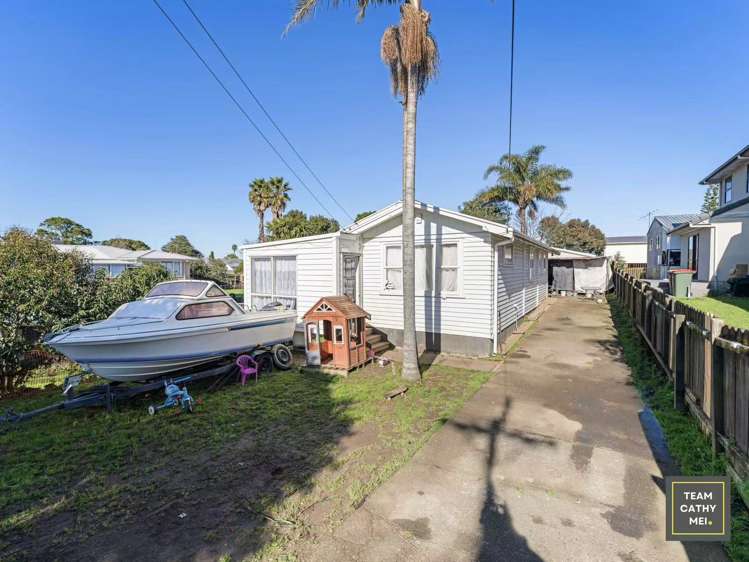 41 Churchill Avenue Manurewa_12