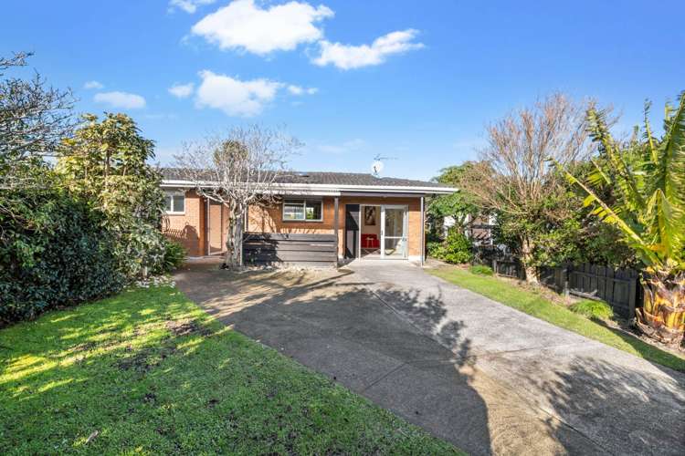 1/957a Beach Road Torbay_1