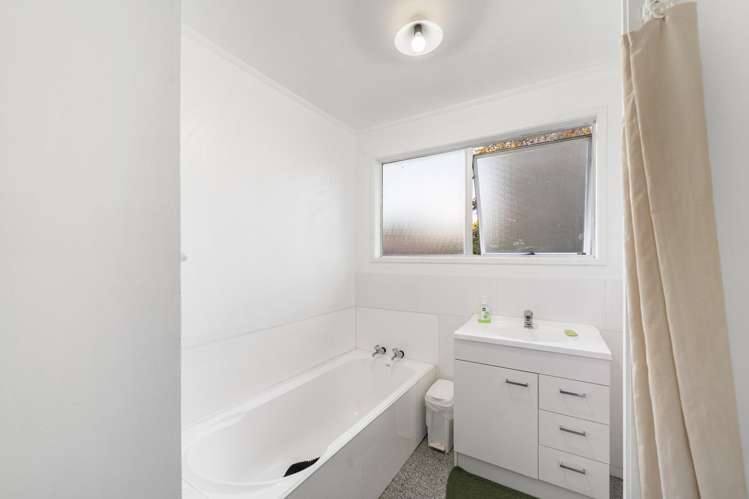 39 Urlich Drive Ranui_9