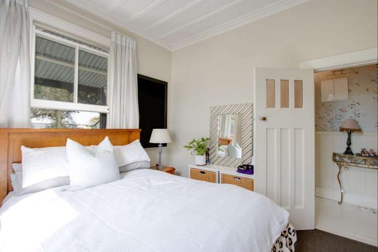 12 Farndon Road Clive_16