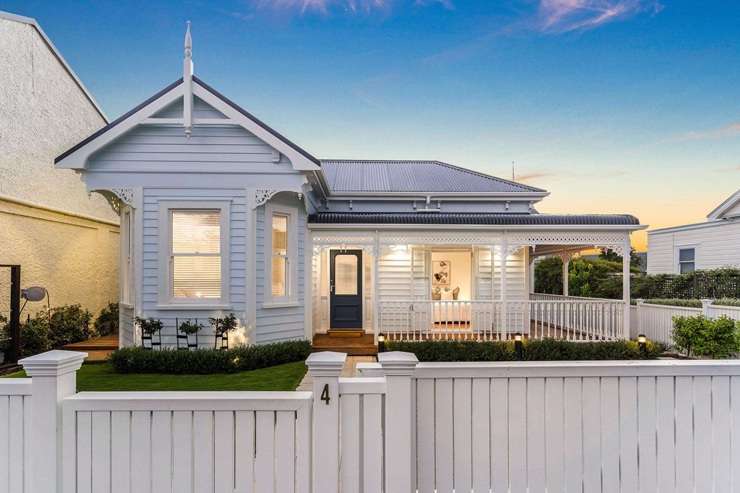 A three-bedroom villa on Queen Street, in Northcote Point on Auckland's North Shore, attracted interest from over the Harbour Bridge. Photo / Supplied