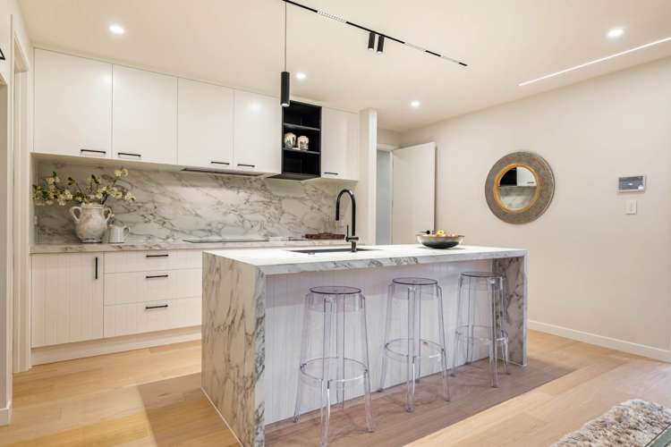 8 Lucent Lane Wainui_6