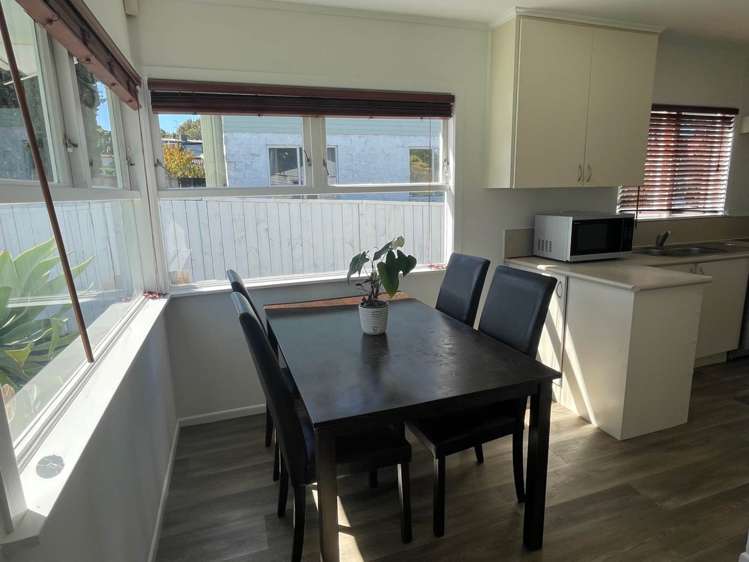 43 Hilling Street Titirangi_8