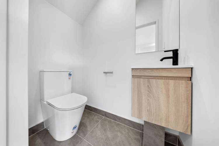 101B&D Gossamer Drive Pakuranga Heights_22