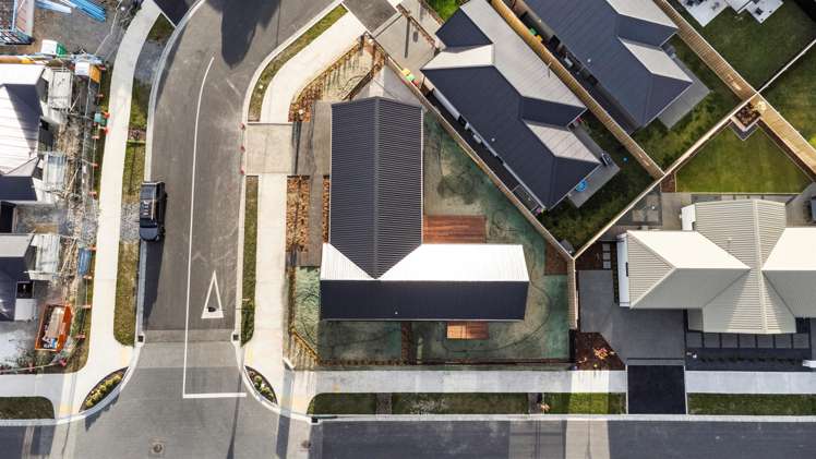 8 Silvergrass Way_3