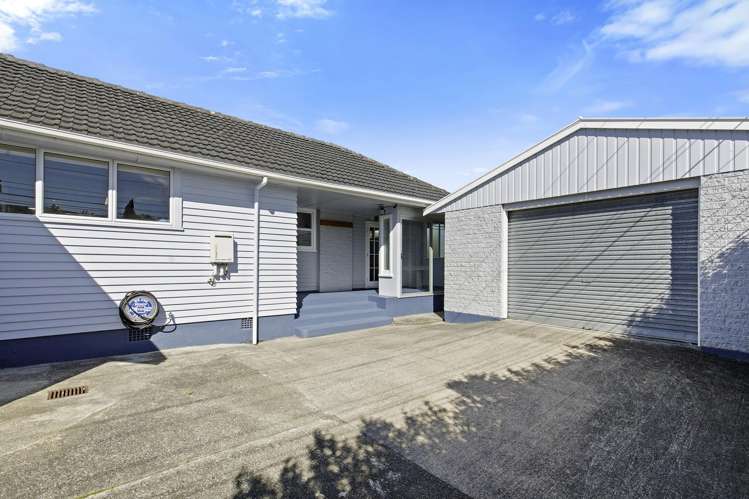 83 Thackeray Street Trentham_2