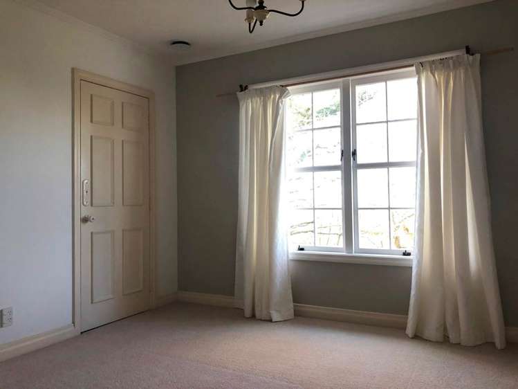 242 Redoubt Road Totara Park_12