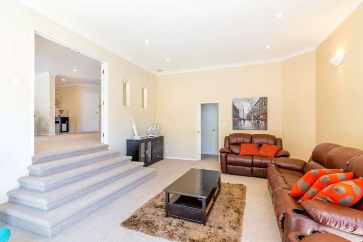 6 Roberta Crescent Orewa_21