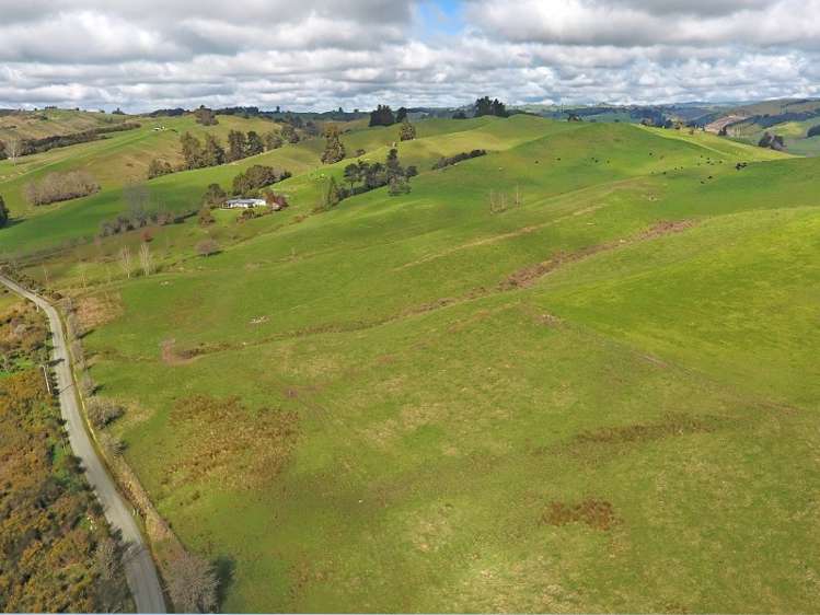 142 Strachan Road Ngatimoti_21