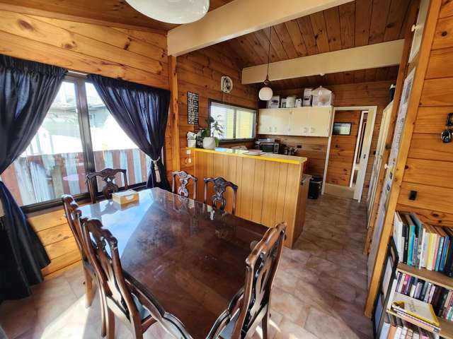 76 Station Road Paeroa_1