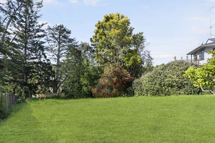 381 Wairau Road Totara Vale_14