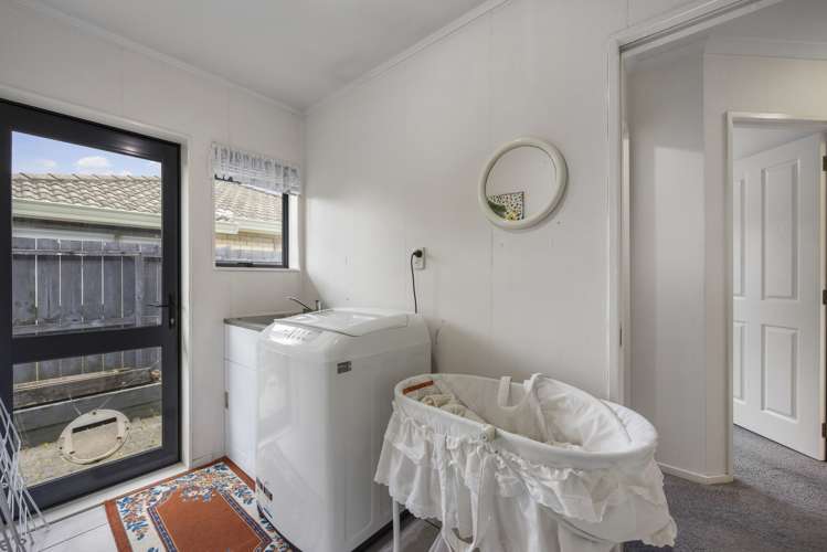 7 Len Garlick Place Pahurehure_10