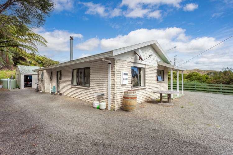 190 Fraser Smith Road Awakino_5