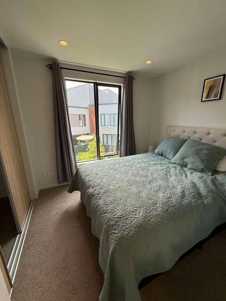 14/666B Great South Road Ellerslie_4