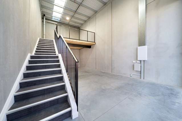 18/90a Hobsonville Road Hobsonville_1