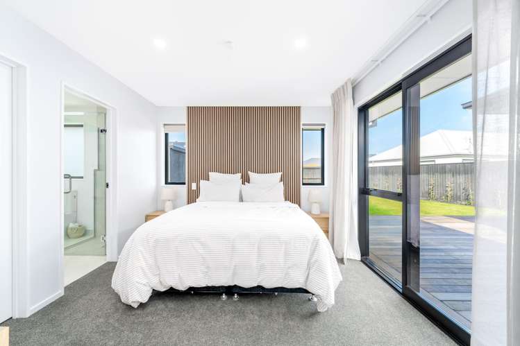 58 Whitehorn Drive Lincoln_11