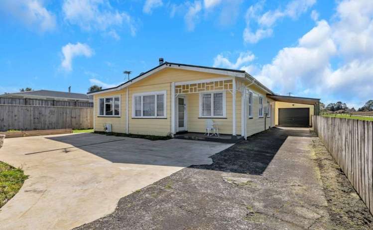 84 Pembroke Road East_0
