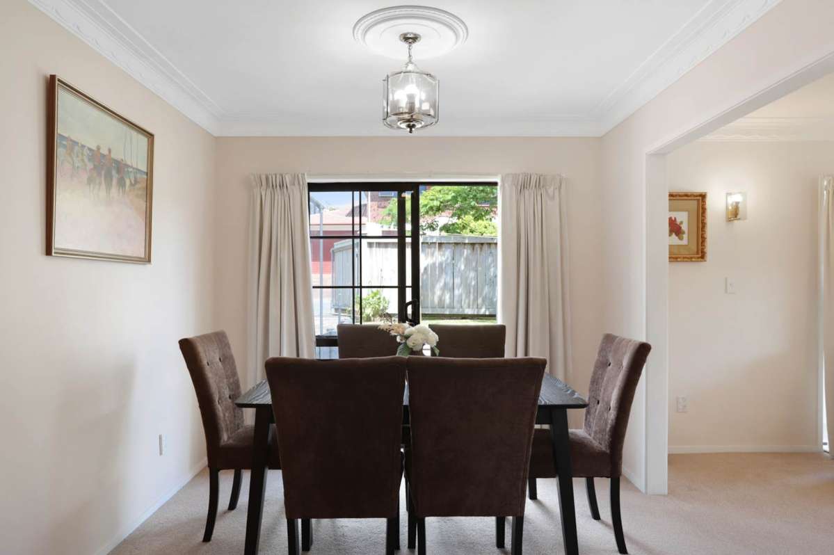 1/63 Manhattan Heights_2