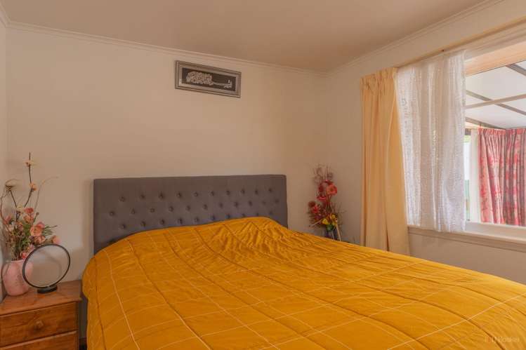 14 Sherratt Street West End_9