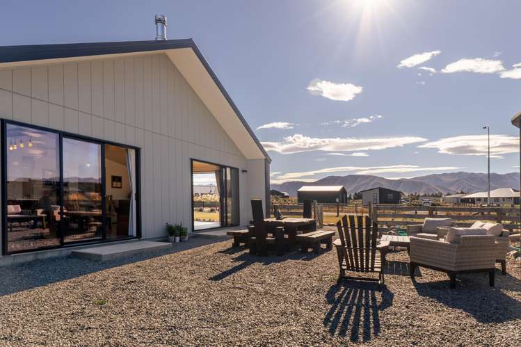 1 Tussock Crescent Twizel_26