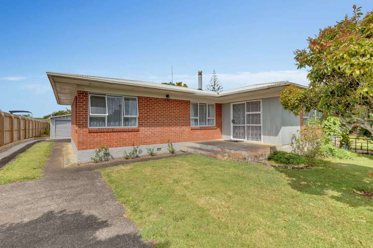 76 King Street Waiuku_1