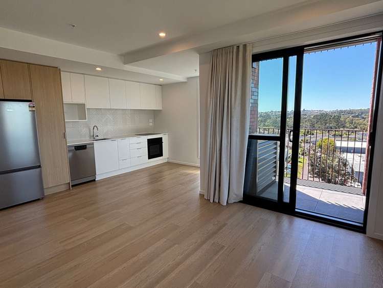 706/2B Te Ara Taurapa Point Chevalier_7