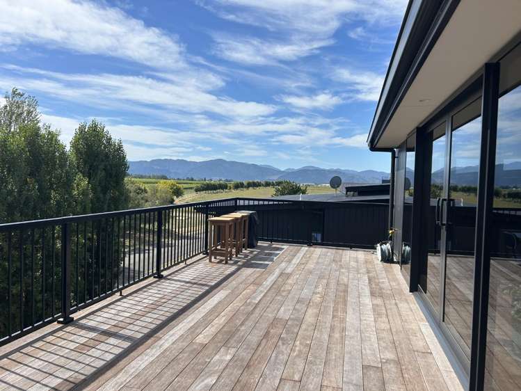 29 Golf View Close Fairhall_3