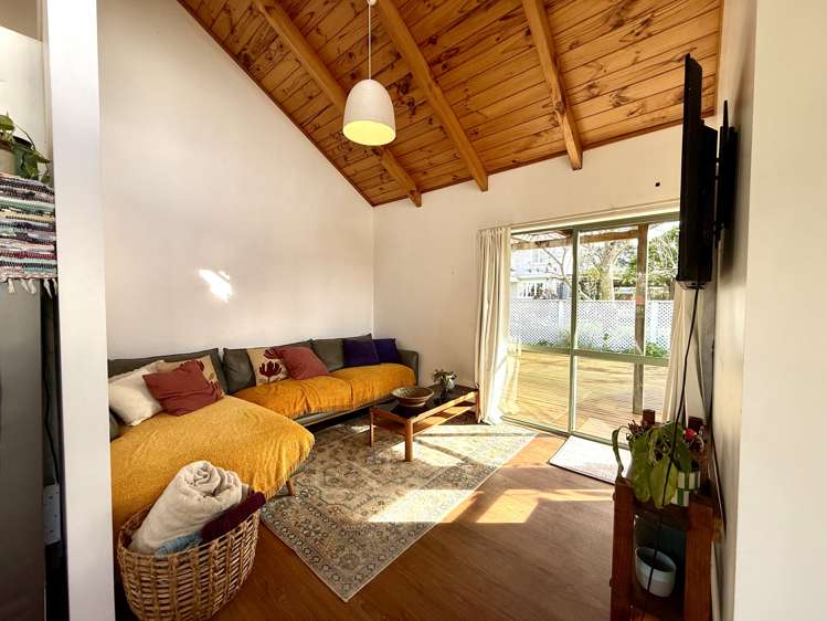 30A Wallis Street Raglan_1