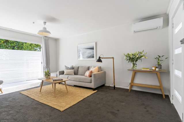 4A Tiroroa Avenue Te Atatu South_4