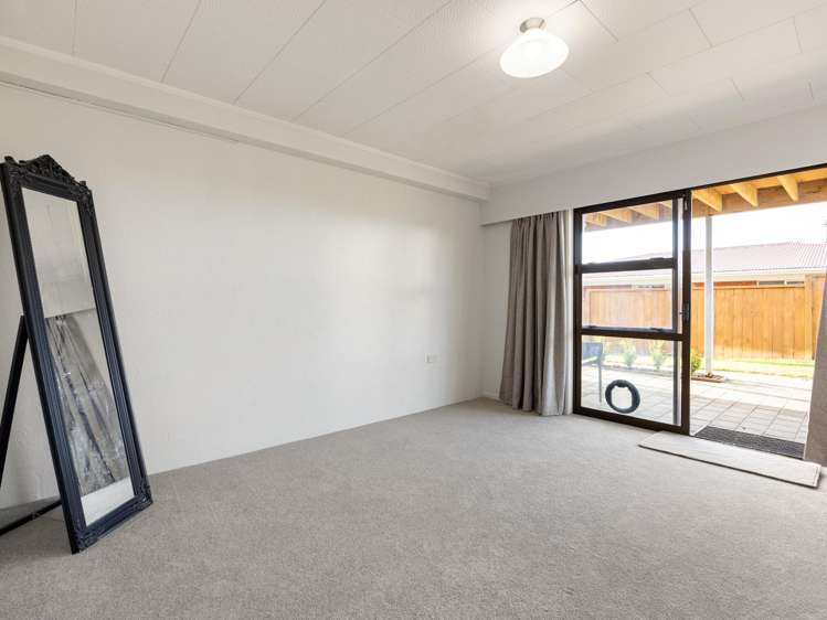 123 Aberdeen Drive Dinsdale_17