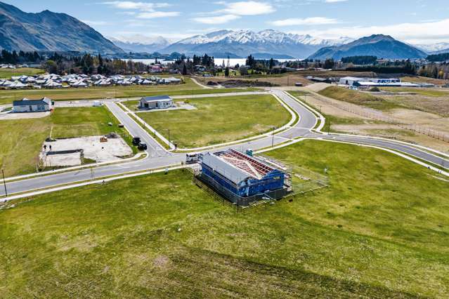 42 Doug Ledgerwood Drive Wanaka_2