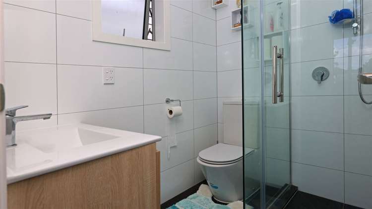 65d Metcalfe Road Ranui_8