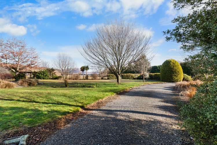 5828 West Coast Road Springfield_34