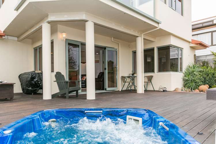 37a The Esplanade Westshore_18