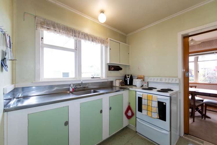 3 Wycliffe Street Onekawa_1