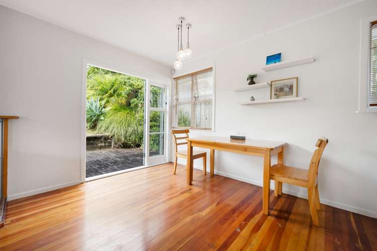 1/12 Tonkin Drive Sunnynook_10