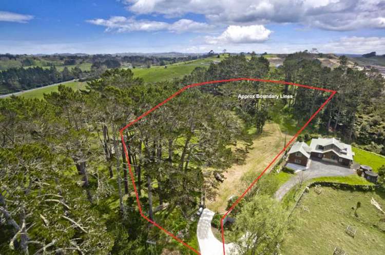 1501 East Coast Road Redvale_15