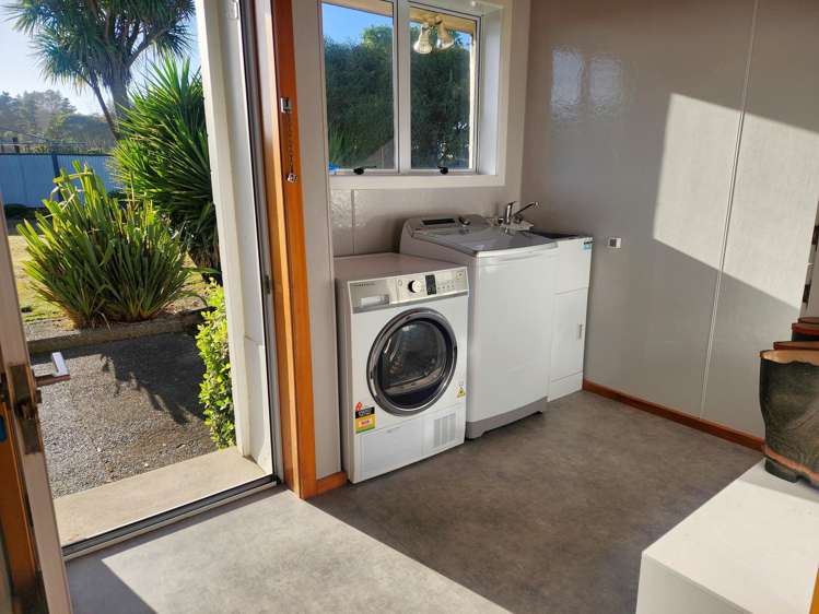 331 Main South Road Paroa_12