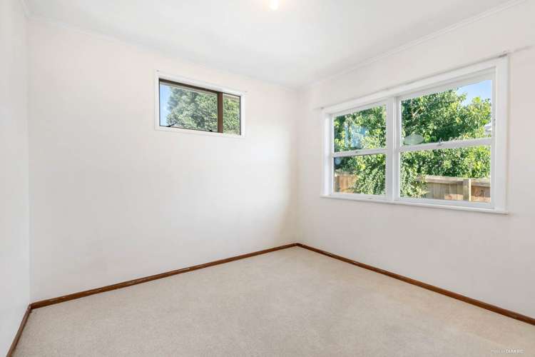 60 Lynwood Road New Lynn_3