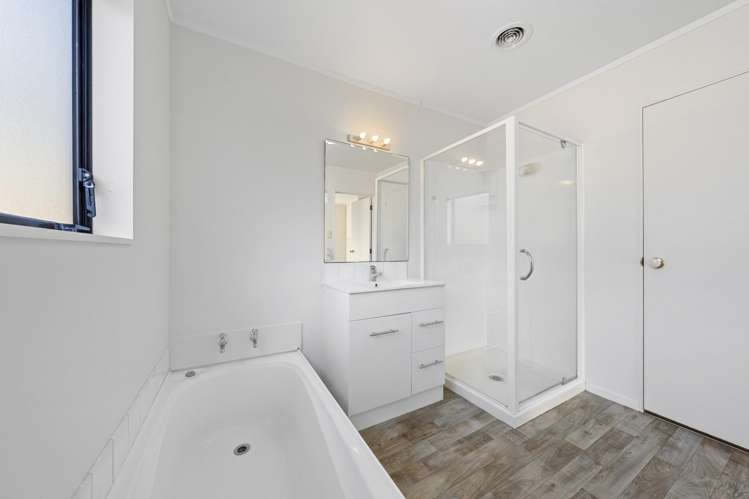 1/58 James Evans Drive Northcote_13