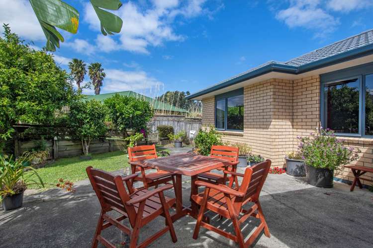 8 Workman Way Onerahi_16