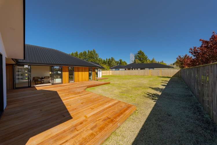 3 Soho Lane West Melton_21