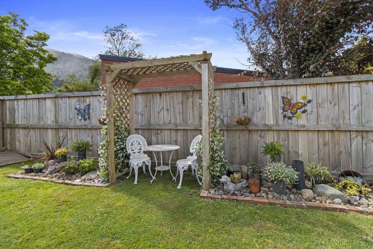 1 Russell Avenue Te Aroha_21