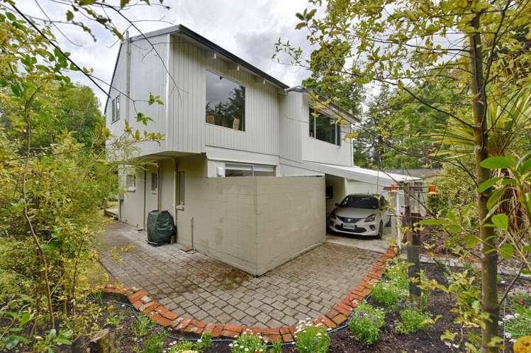 11 Murrell Avenue Manapouri_14