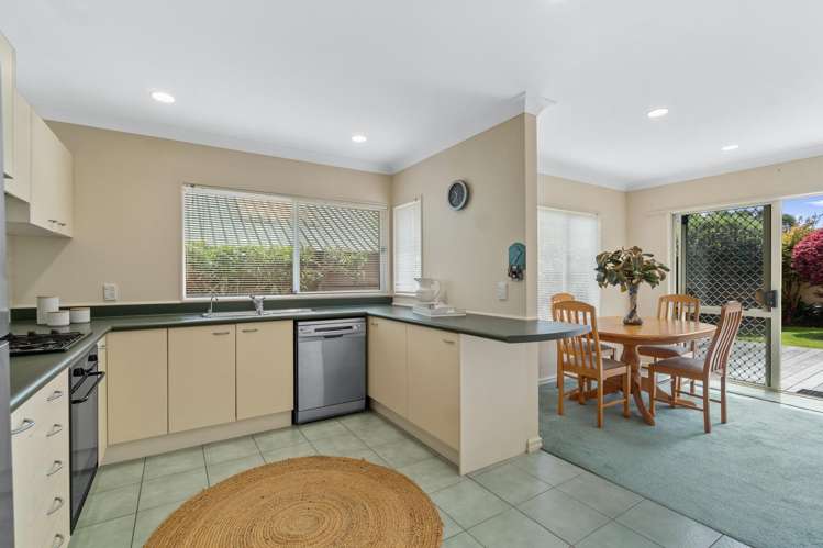 2/56 Walford Road Point Chevalier_7