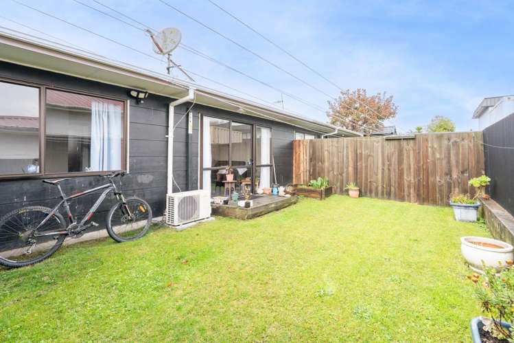 9 Ruihi Street Victoria_8