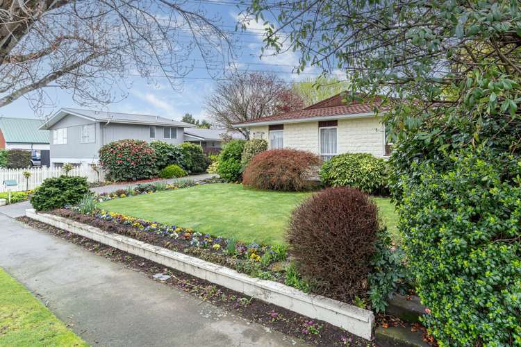 28 Ambleside Drive Burnside_18