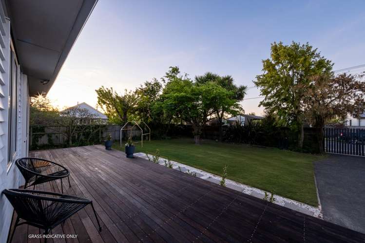 34 Achilles Street Burwood_17