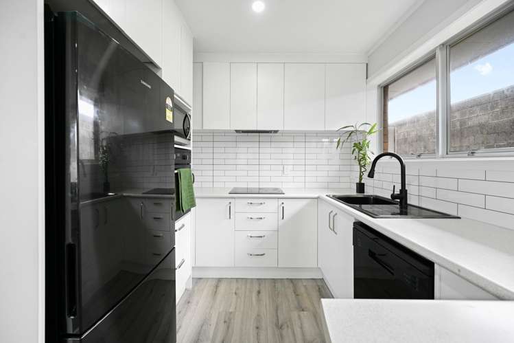 282 Te Rapa Road Beerescourt_3